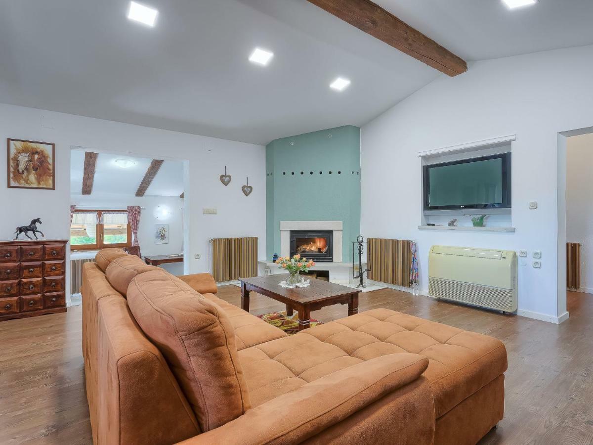 Holiday Home Country House D&D By Interhome PUY 외부 사진